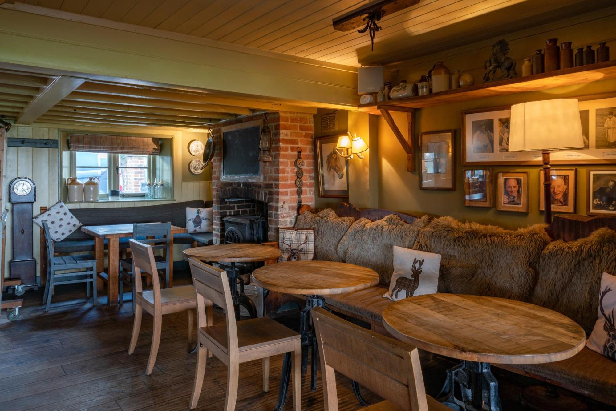 The Welldiggers Arms Acomodação com café da manhã Petworth Exterior foto
